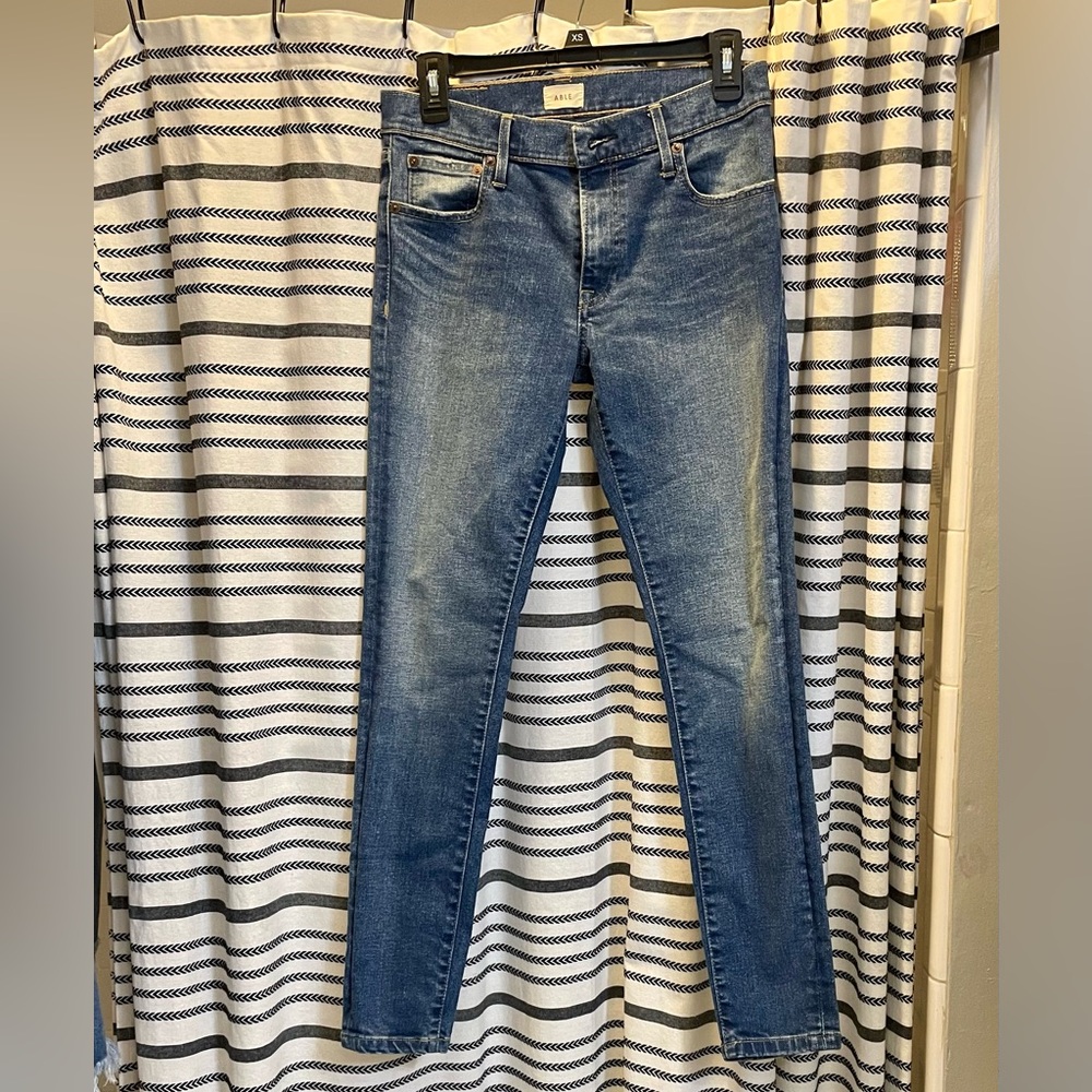Women’s Able skinny jeans, size 27
